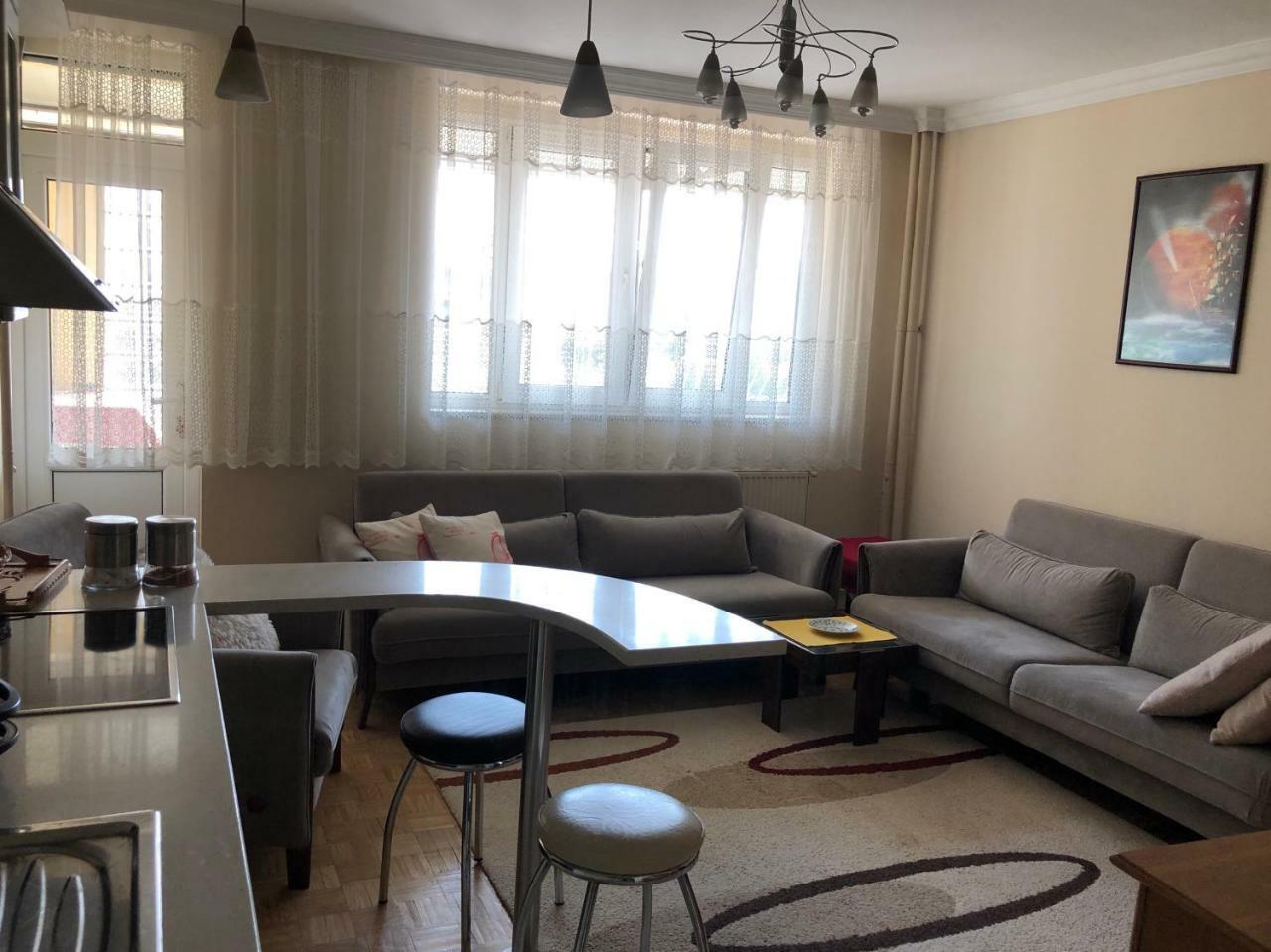 Ulpiana Apartment 普里什蒂纳 外观 照片